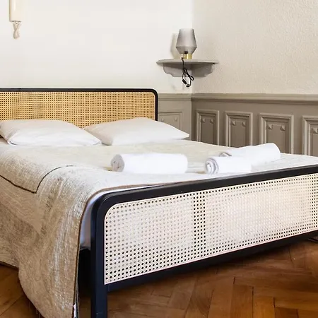 Lejlighed Les Plumes De Regina - History And Charm Aix-les-Bains